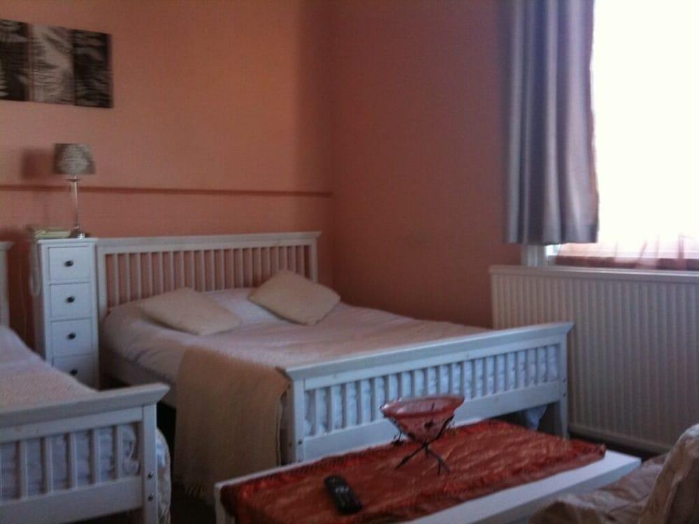 Balmoral Lodge Hotel Southport Bagian luar foto