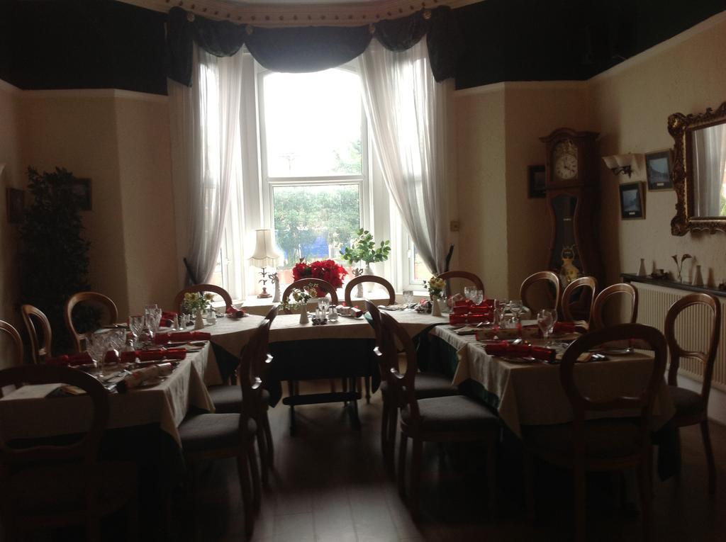 Balmoral Lodge Hotel Southport Bagian luar foto